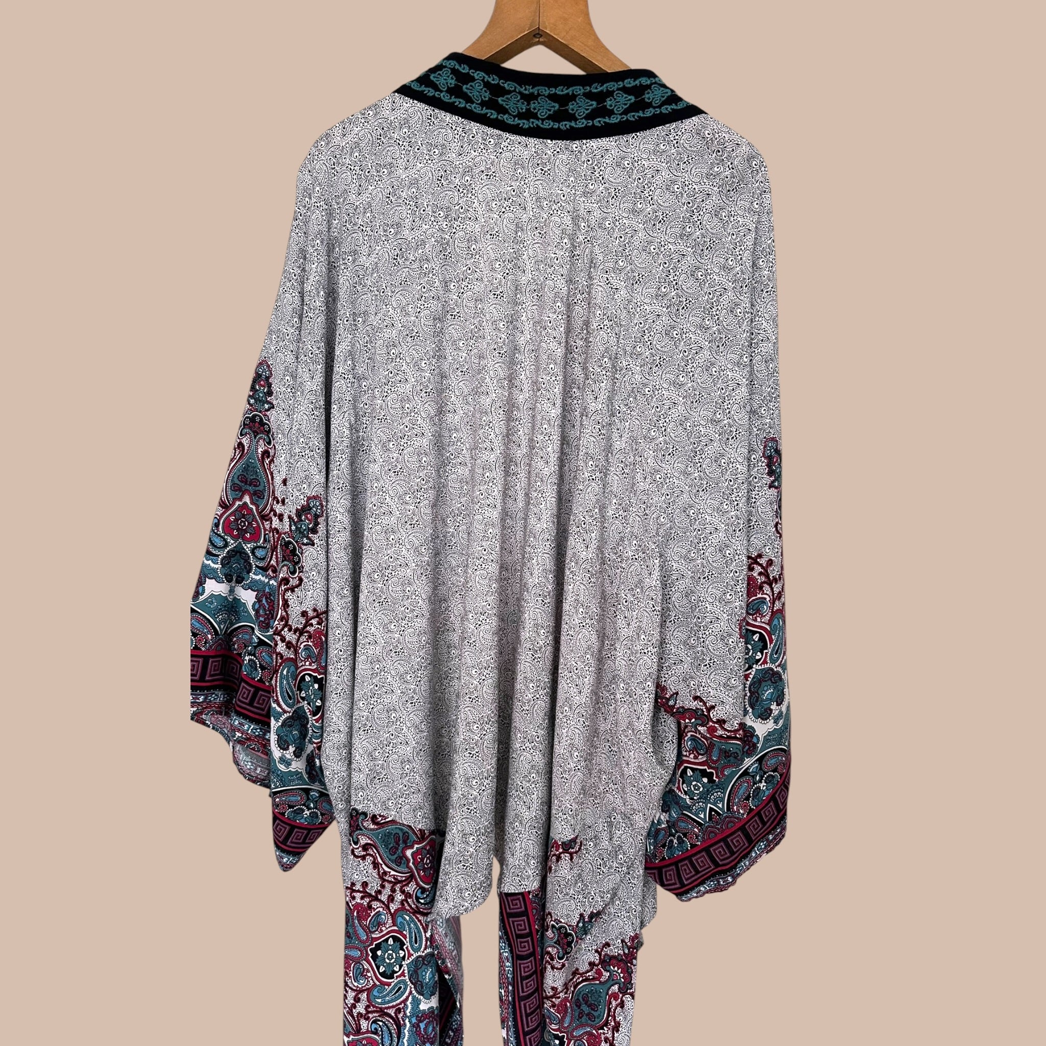 Epäsymmetrinen kimono (One size)