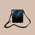 Vintage nahkalaukku Bloomy Moon