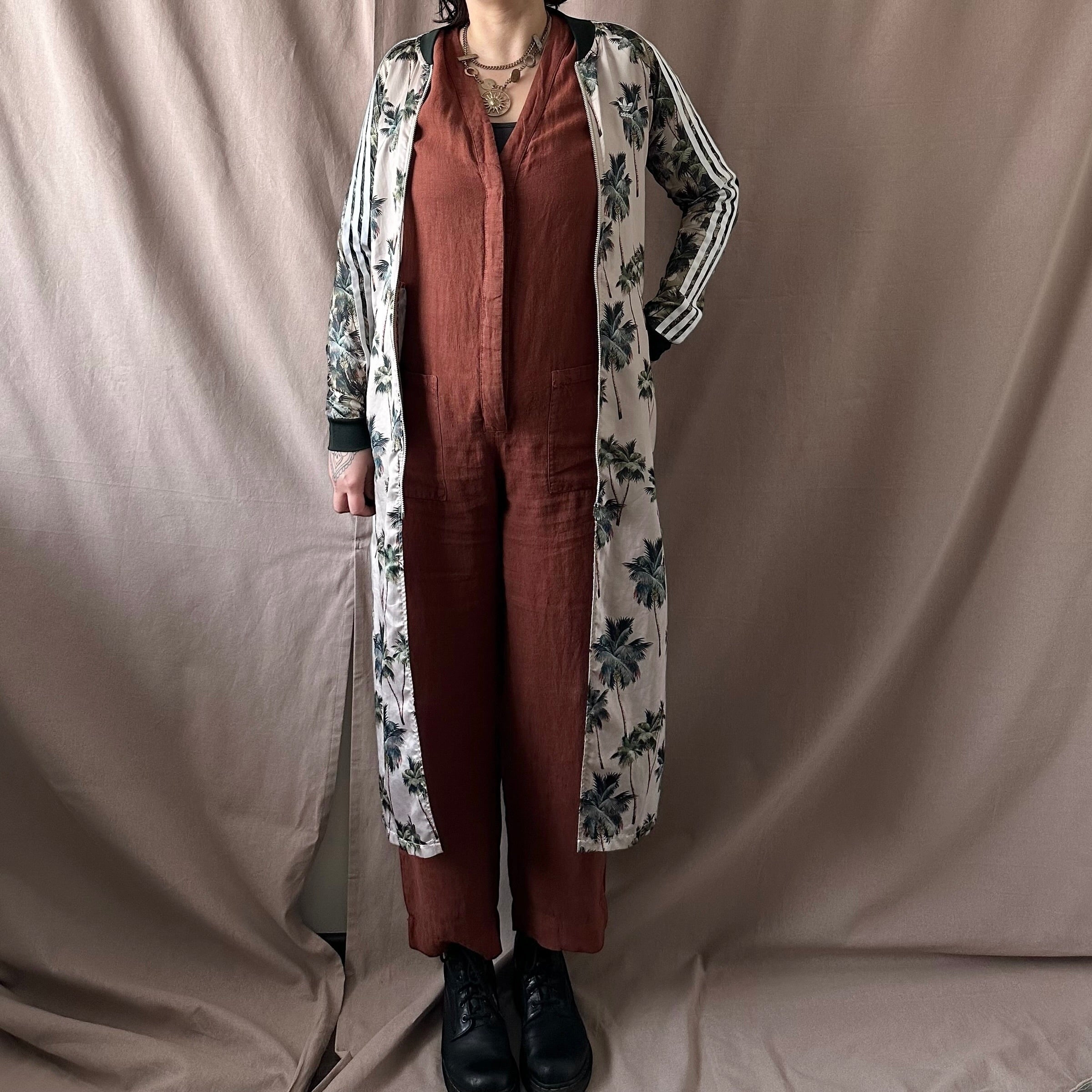 Adidas pitkä takki S Bloomy Moon