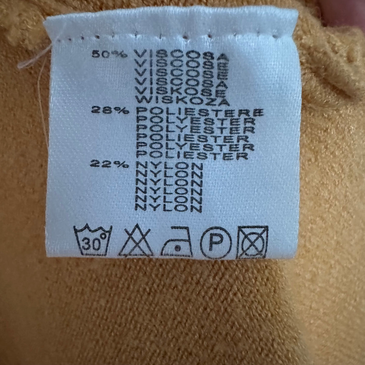 Epäsymmetrinen neuletakki S-L