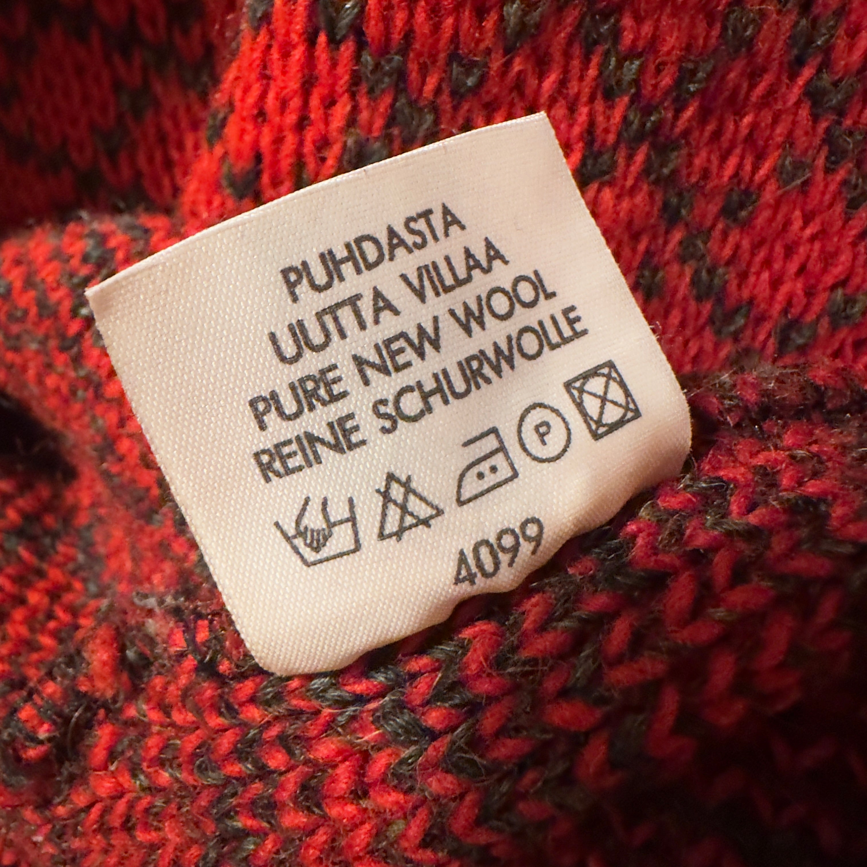 Volund Lokken Norway vintage villapaita XL Bloomy Moon