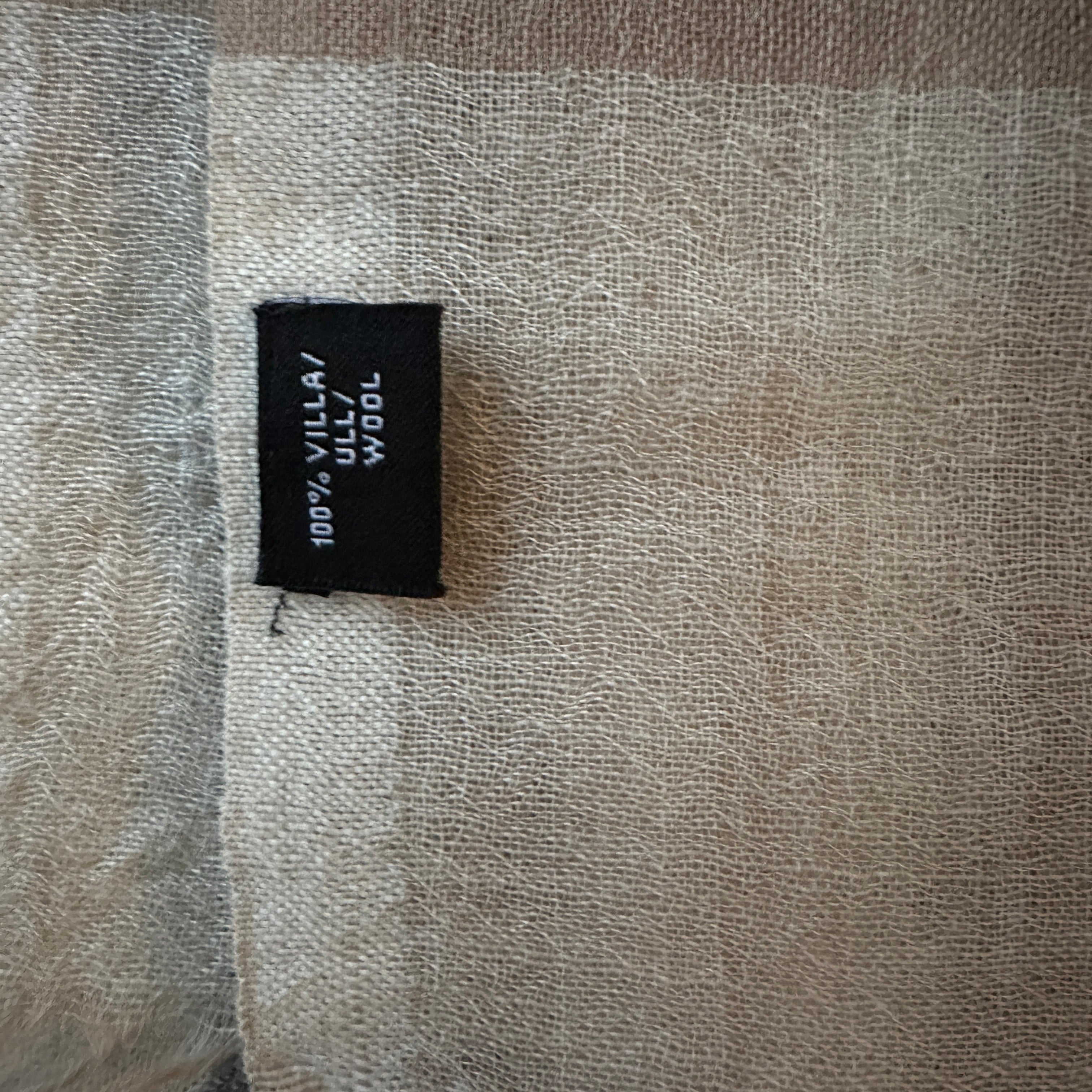 Lasessor ohut villahuivi Bloomy Moon