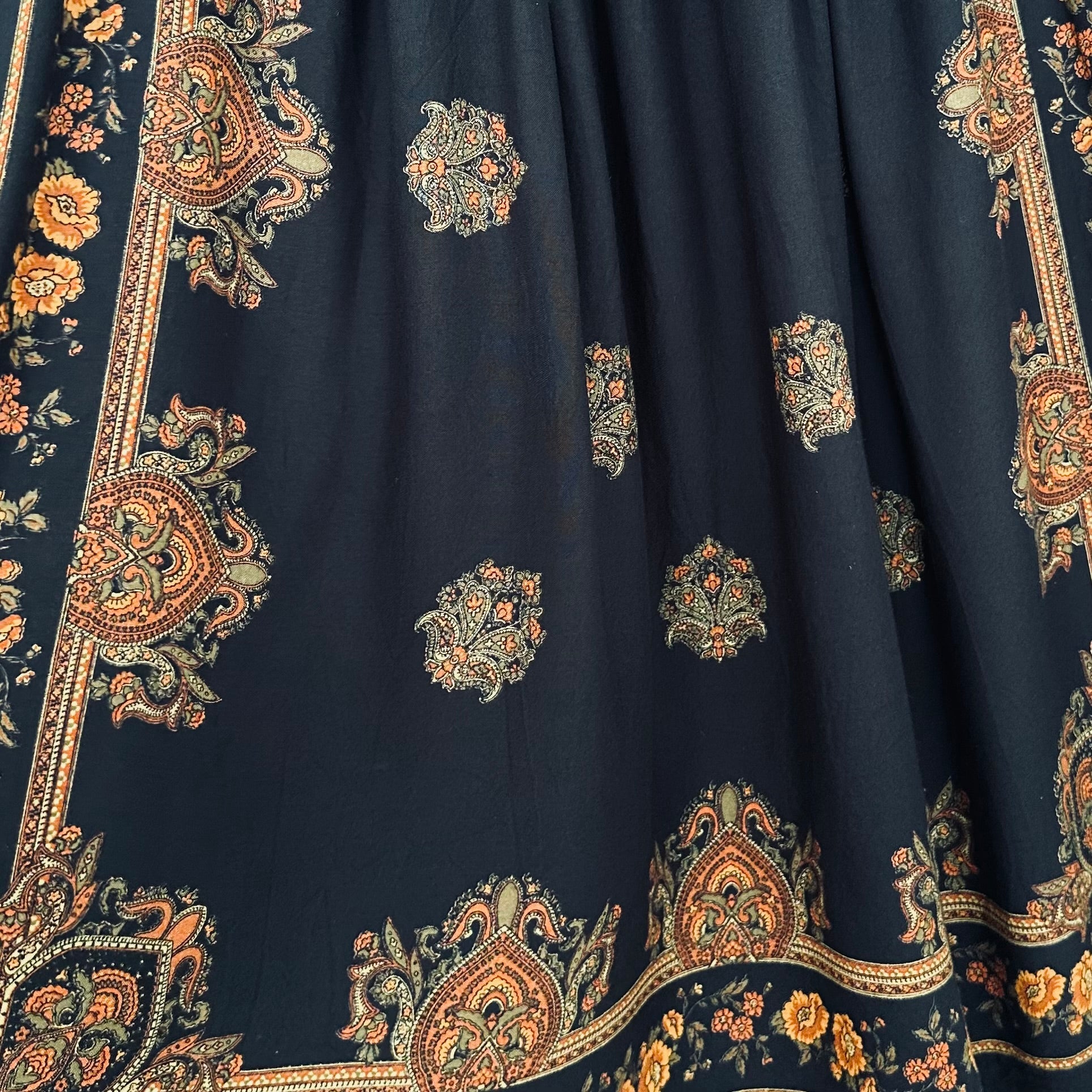 Vintagehame Bloomy Moon