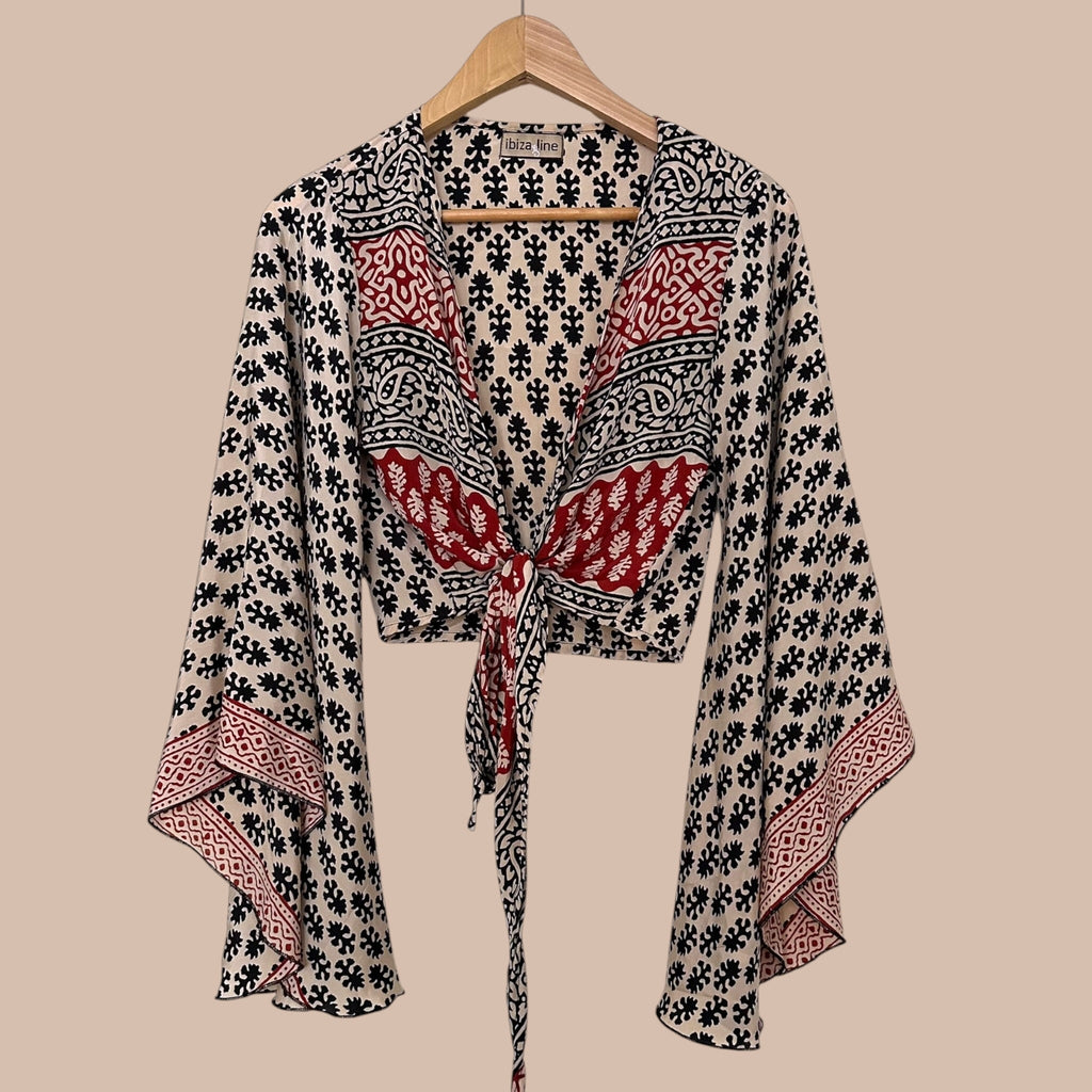 Kietasumallinen silkkipaita XS-L Bloomy Moon