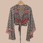 Kietasumallinen silkkipaita XS-L Bloomy Moon