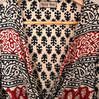 Kietasumallinen silkkipaita XS-L Bloomy Moon