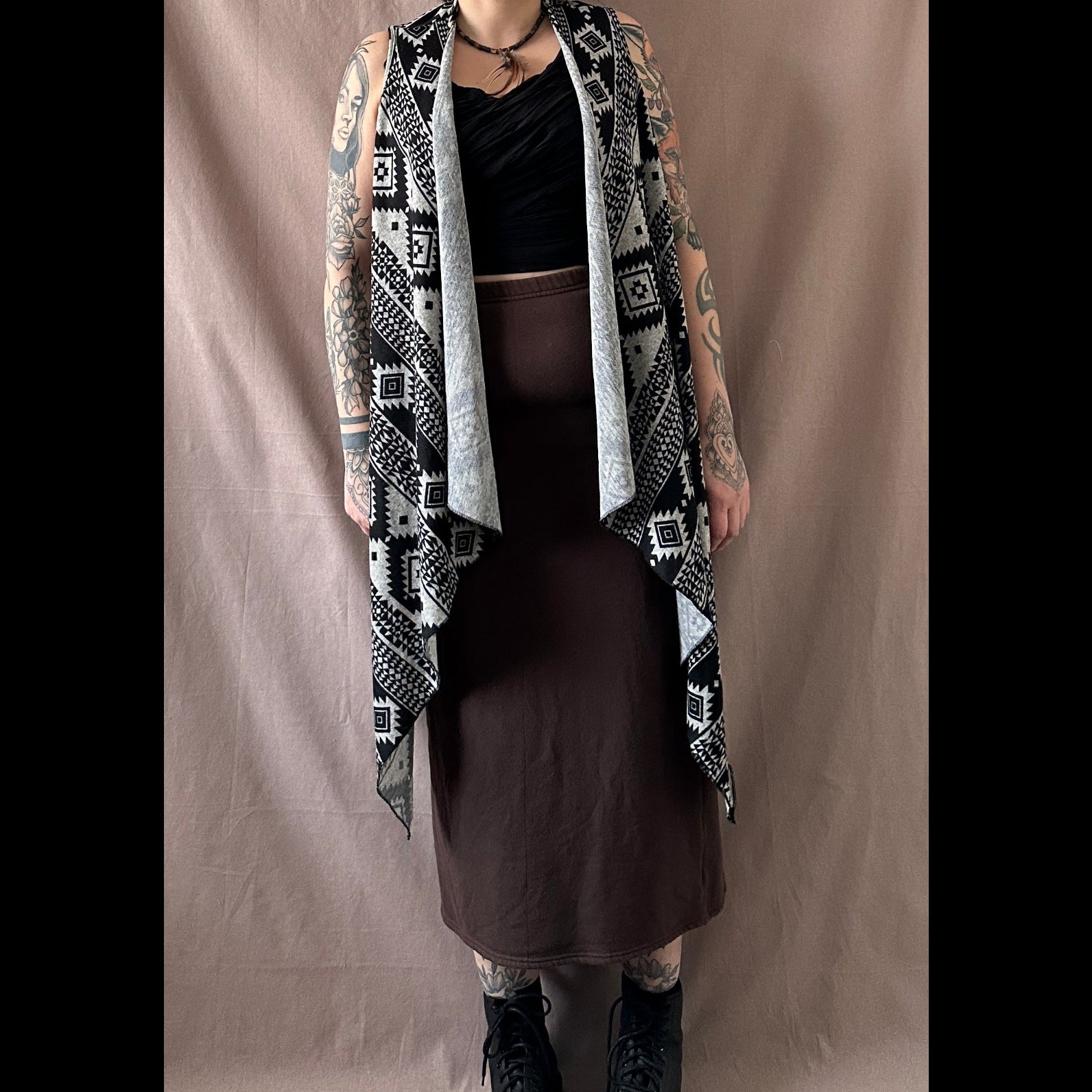 Aztec neulosliivi S-XL