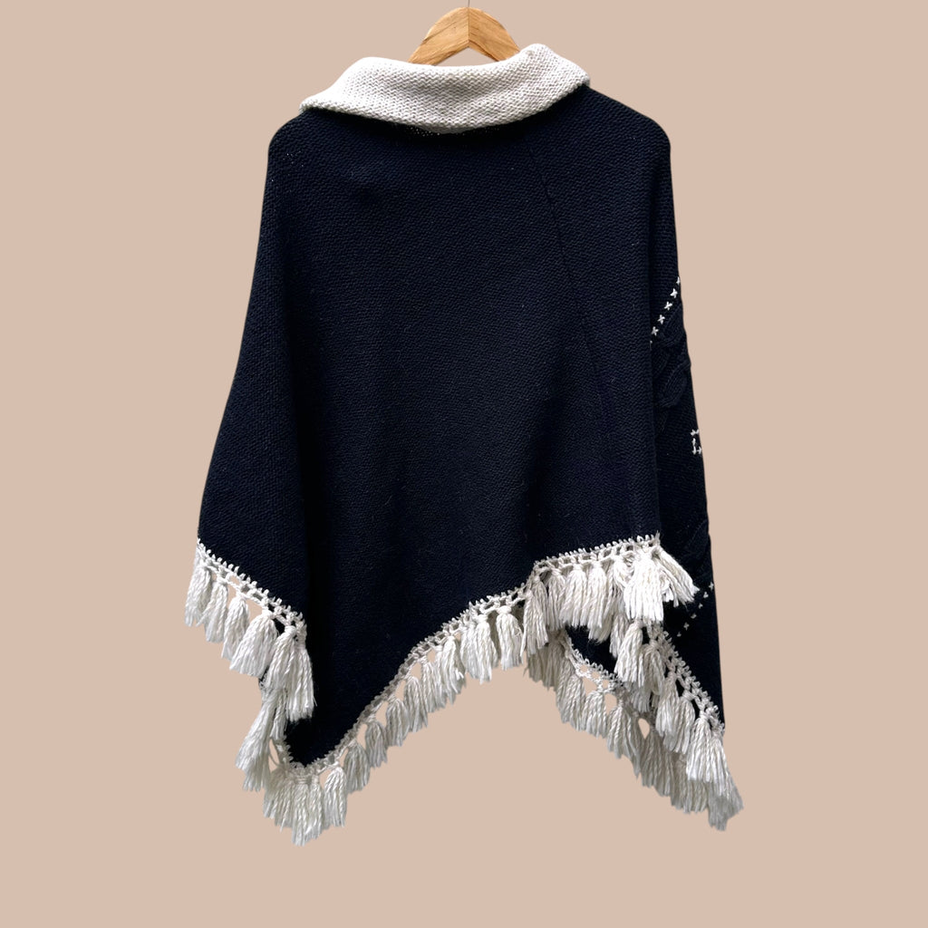 Villaponcho (freesize) Bloomy Moon