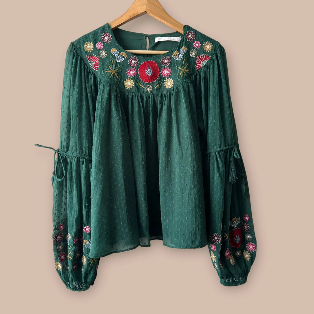 Zara kirjailtu paita S Bloomy Moon