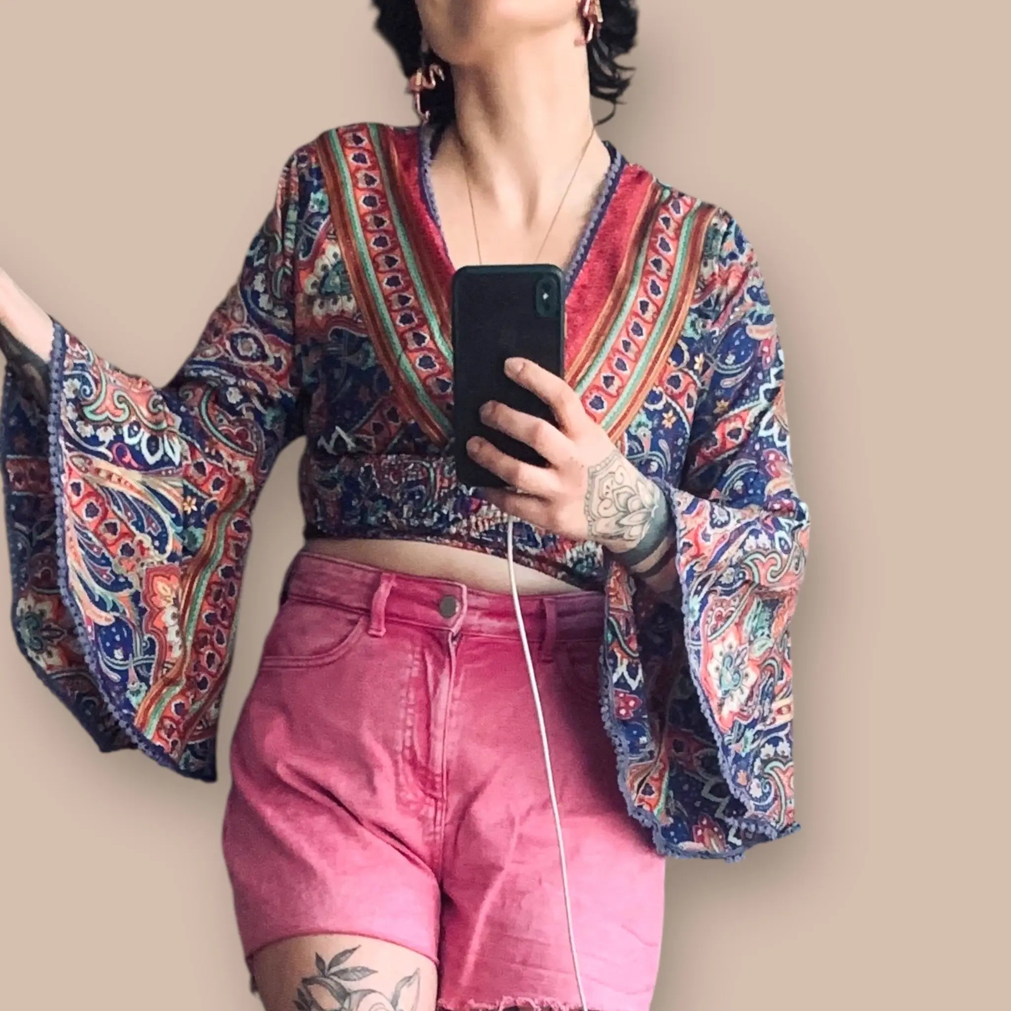 Corte Hindu silkkipaita (Freesize) Bloomy Moon