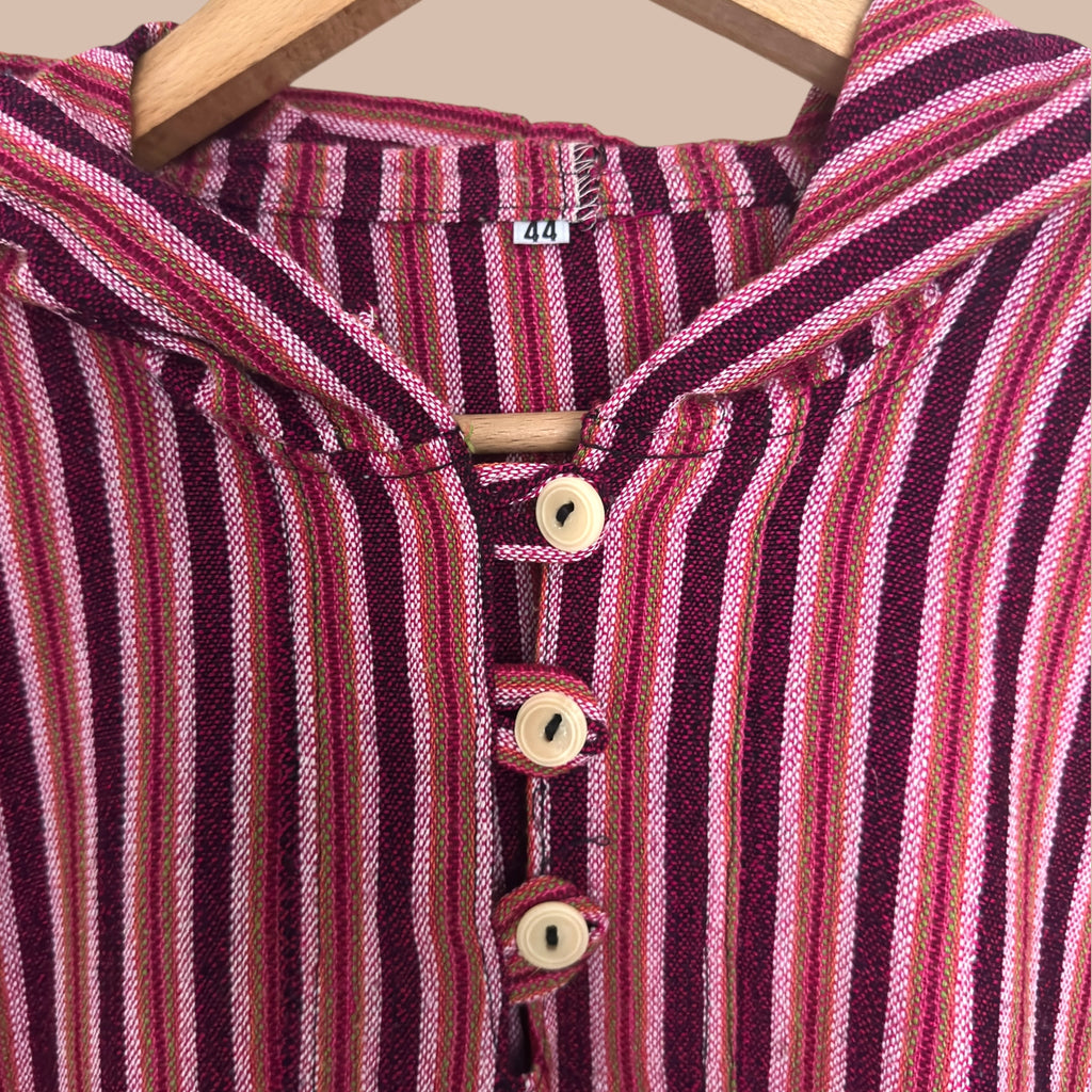 Raidallinen hippihuppari 44