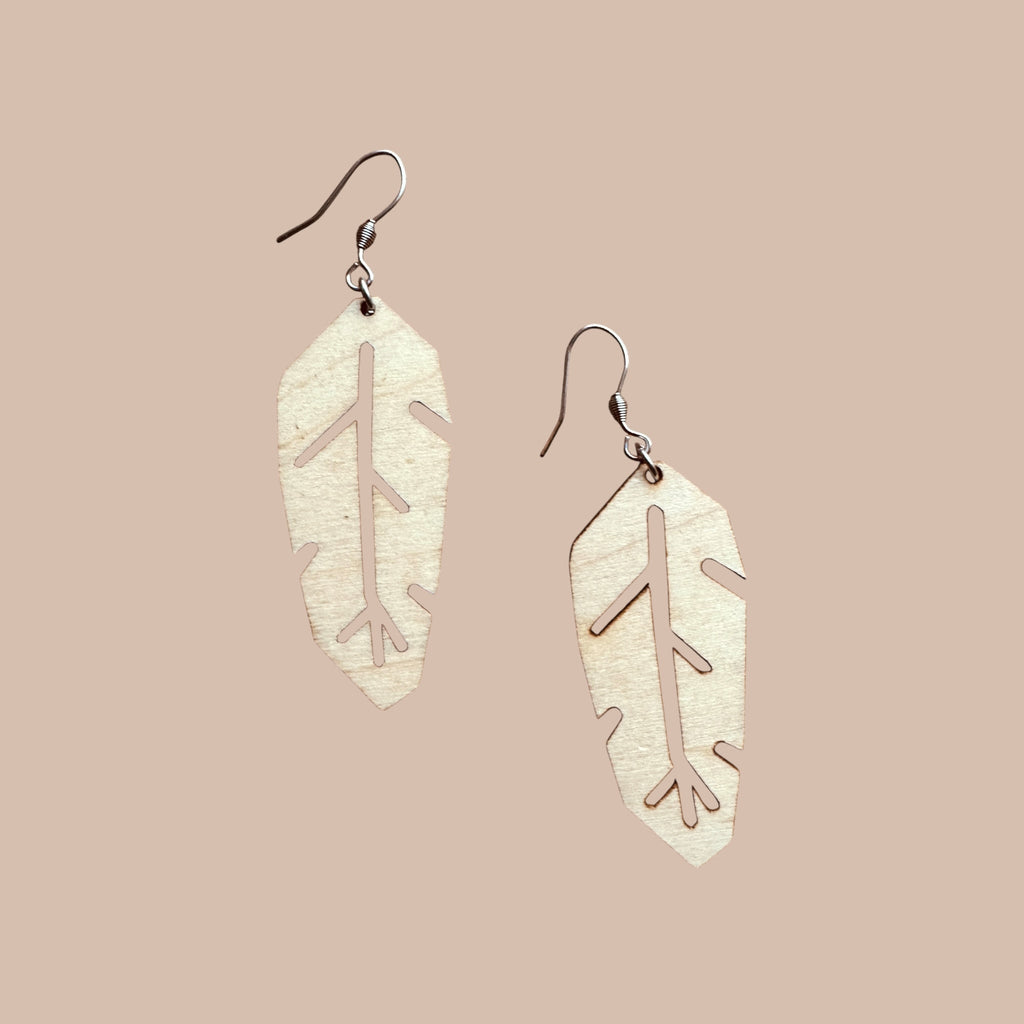 Samaskoru sulkakorvikset Bloomy Moon