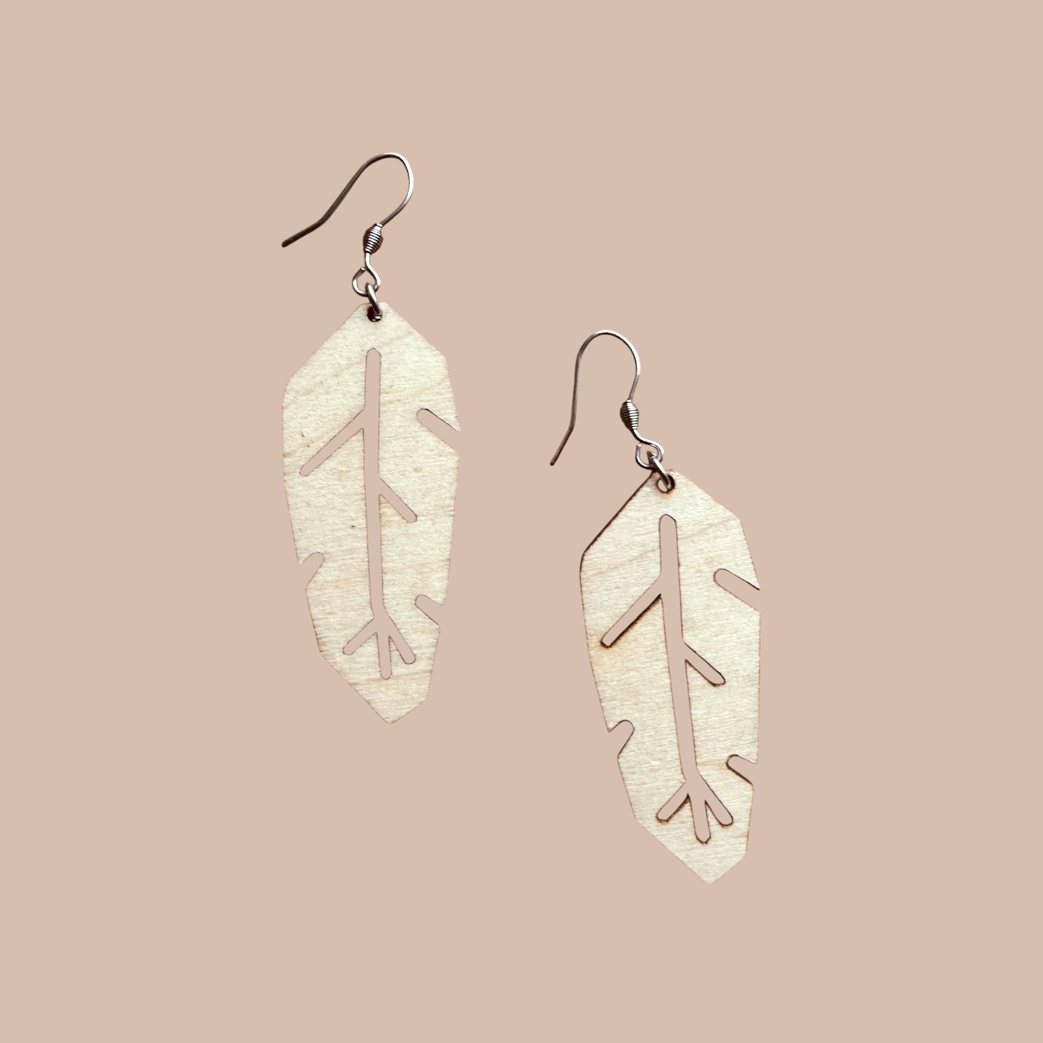 Samaskoru sulkakorvikset Bloomy Moon