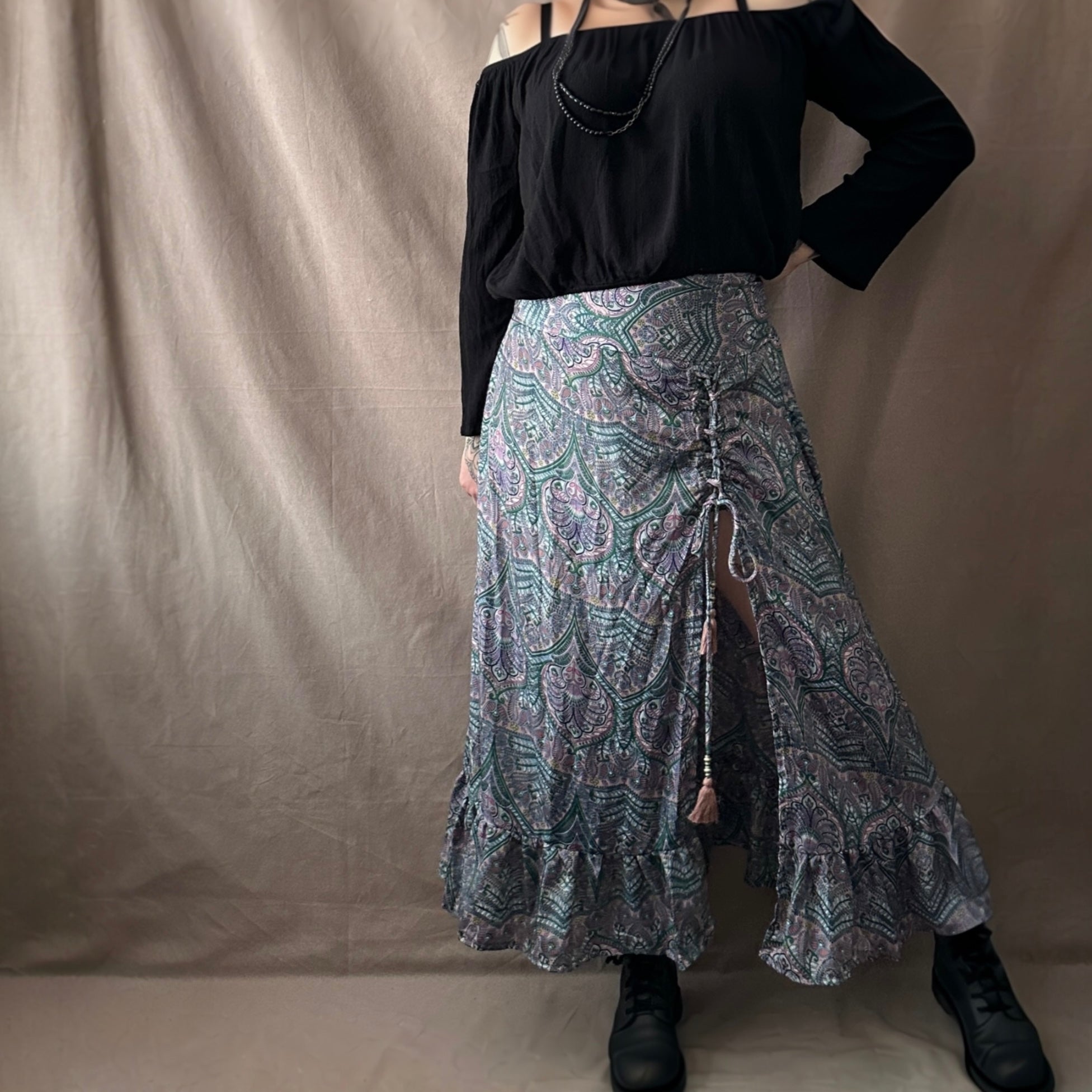 Silkkihame M-XL Bloomy Moon
