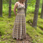Kukallinen maximekko S-M Bloomy Moon